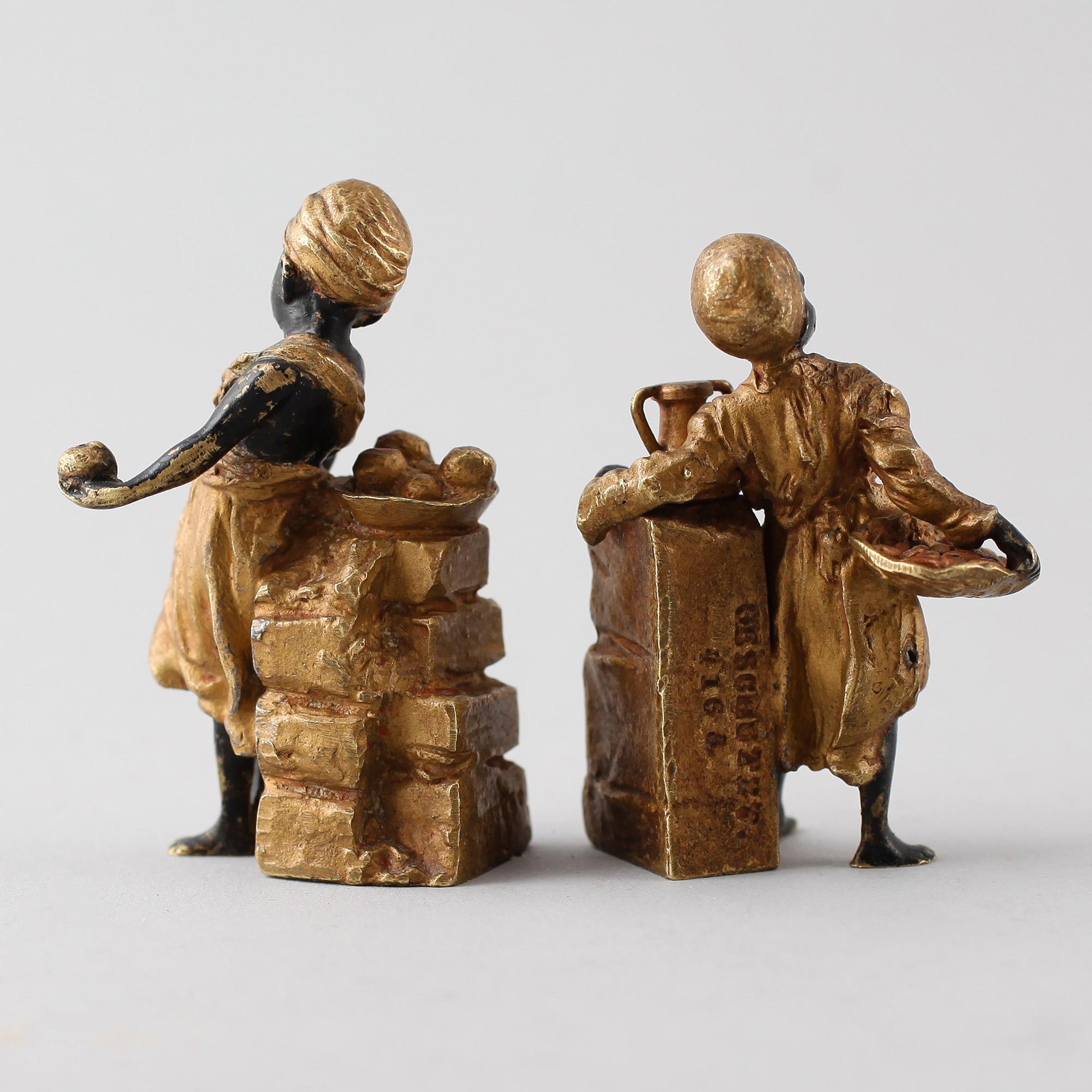 FIGURER, 2 st, wienerbronser, omkring år 1900.