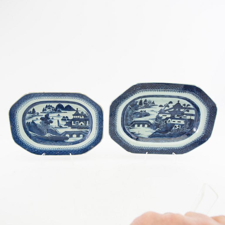 Serving dishes 5 pcs China around 1800 porcelain.