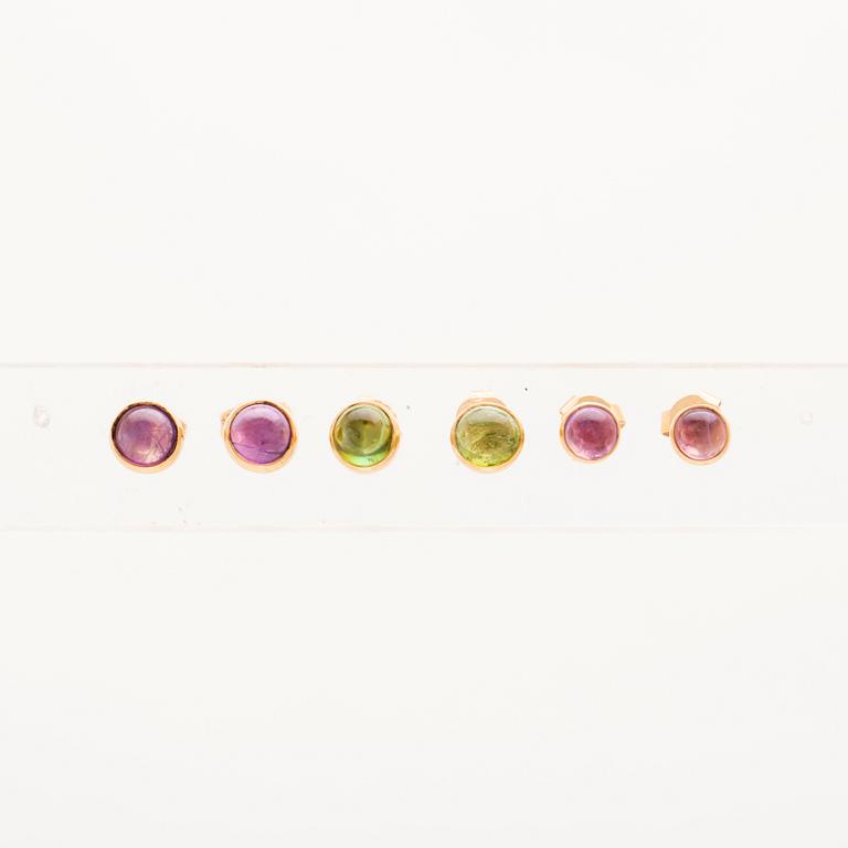 Earrings, 3 pairs, 18K gold and cabochon-cut coloured stones.