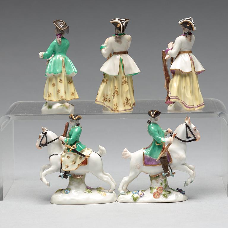 A group of five small figurines of huntsmen, Meissen, 20th Century.