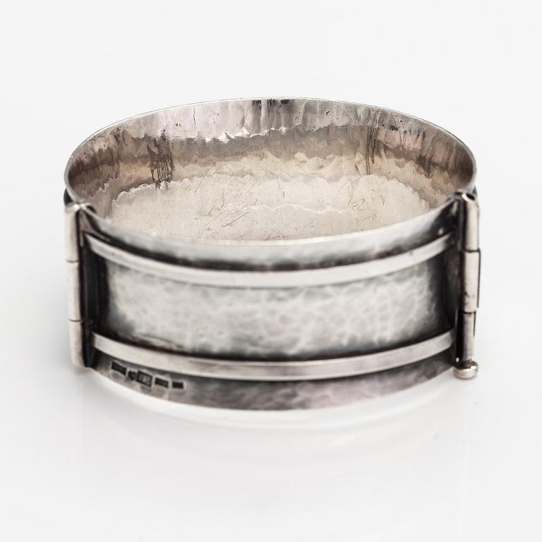 Reijo Sirkeoja, Armband, silver, agater. Tammerfors 1961.