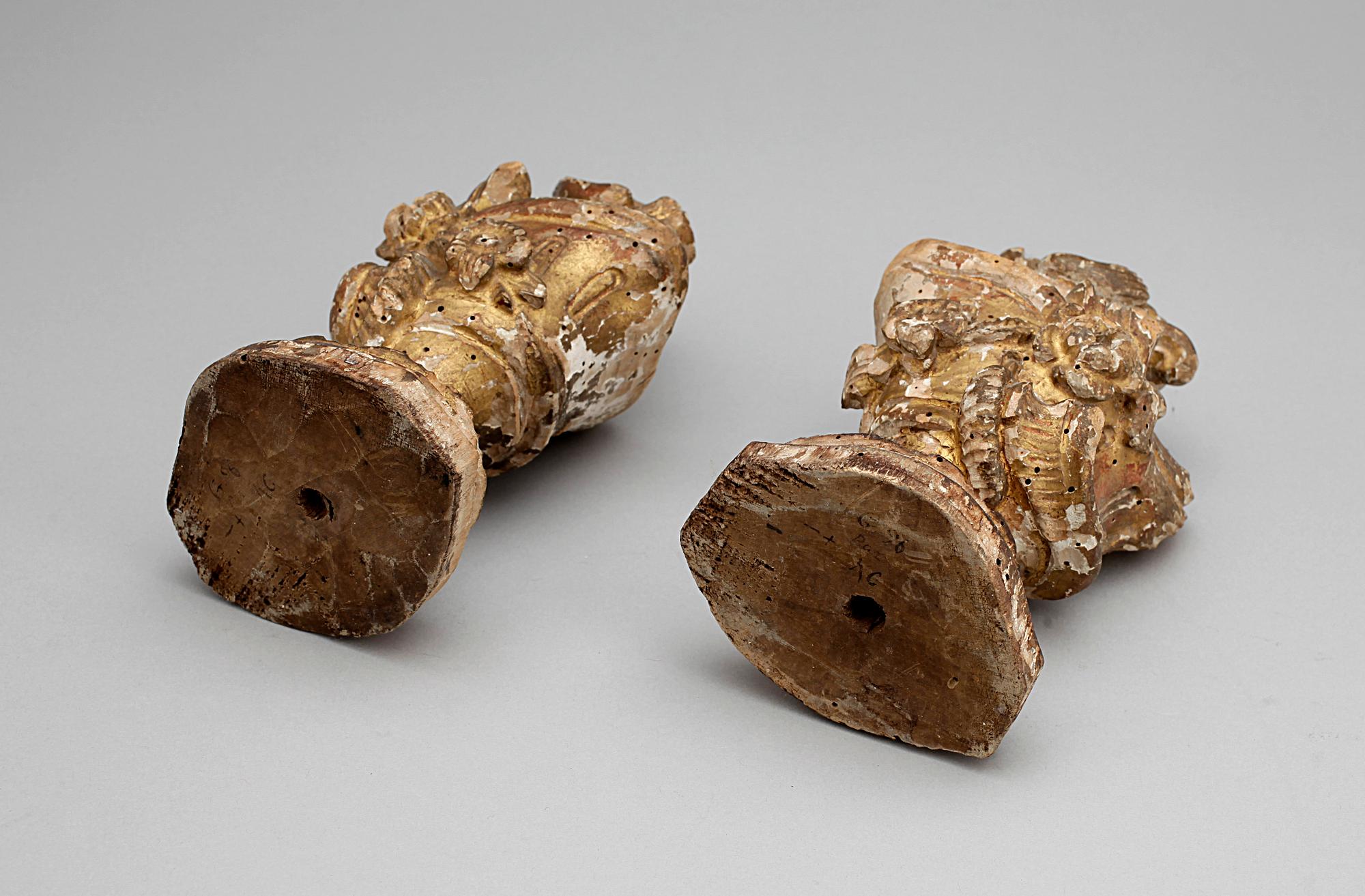 DEKORDELAR, ett par, trä, rokoko, trol 1700-tal.