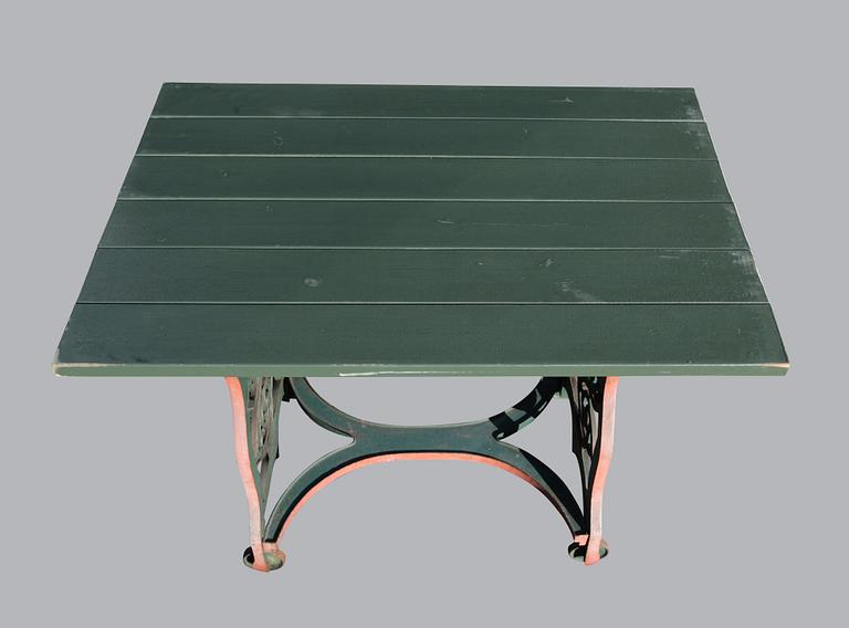 TRÄDGÅRDSBORD, 1900-tal.