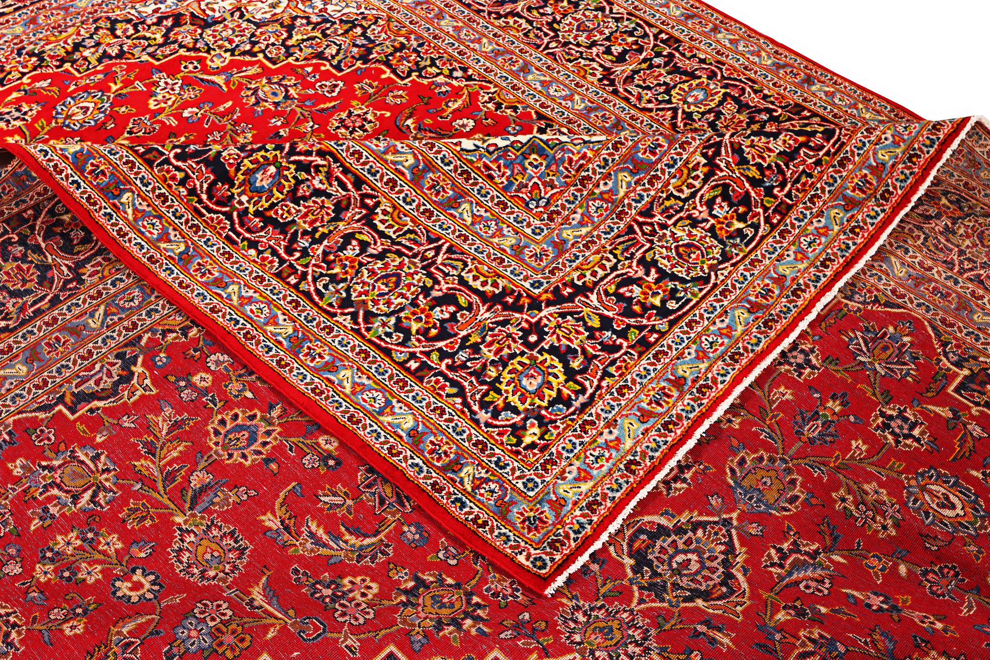 A Kashan carpet, c. 388 x 295 cm.
