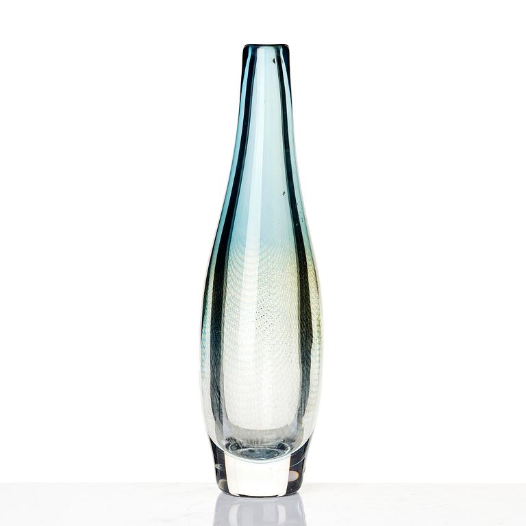 Sven Palmqvist, fyra delar, glas, Kraka, Orrefors 1940-50-tal, nr 34, 170, 359 samt en osignerad.
