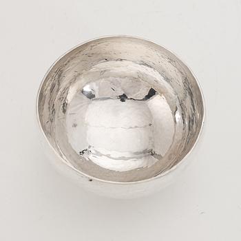 Roland Lantz, a signed sterling silver bowl, Stockholm 1982.
