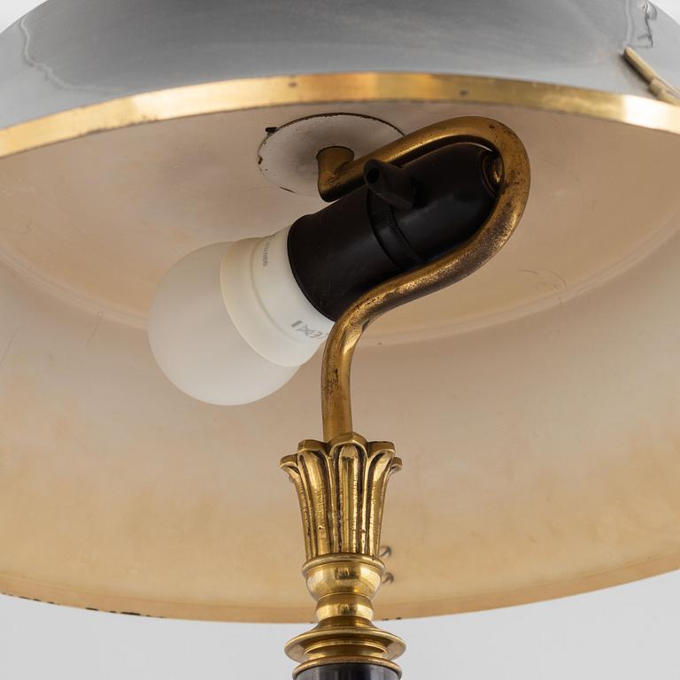 A Swedish modern table lamp, model 8411, Boréns, 1940s/50s.