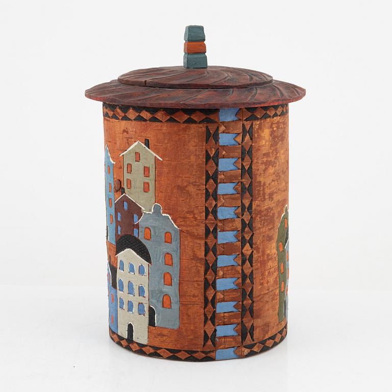 Erik Gustav Kring, a birch-bark jar with cover, Norrala, Sweden, late 20th century.