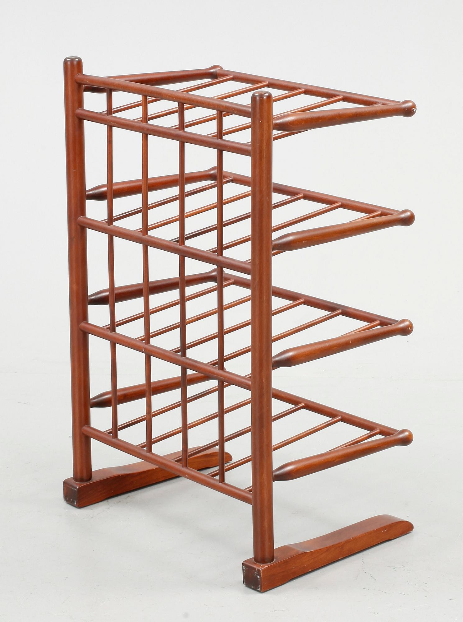 TIDNINGSSTÄLL/NOTSTÄLL, 1900-talets andra hälft.