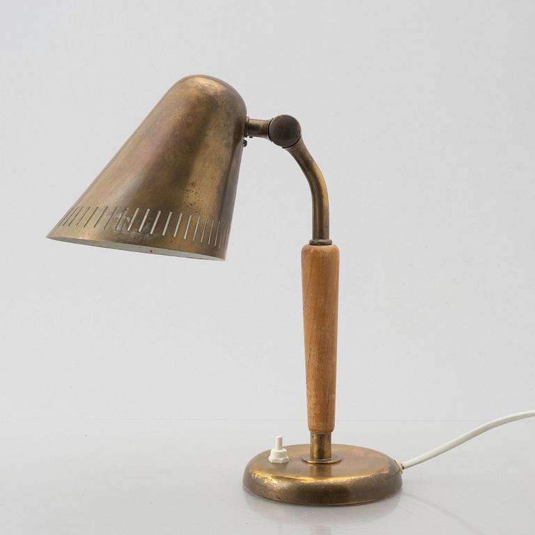 Harald Notini, a model '15365' table lamp, Arvid Böhlmarks Lampfabrik, 1940's.