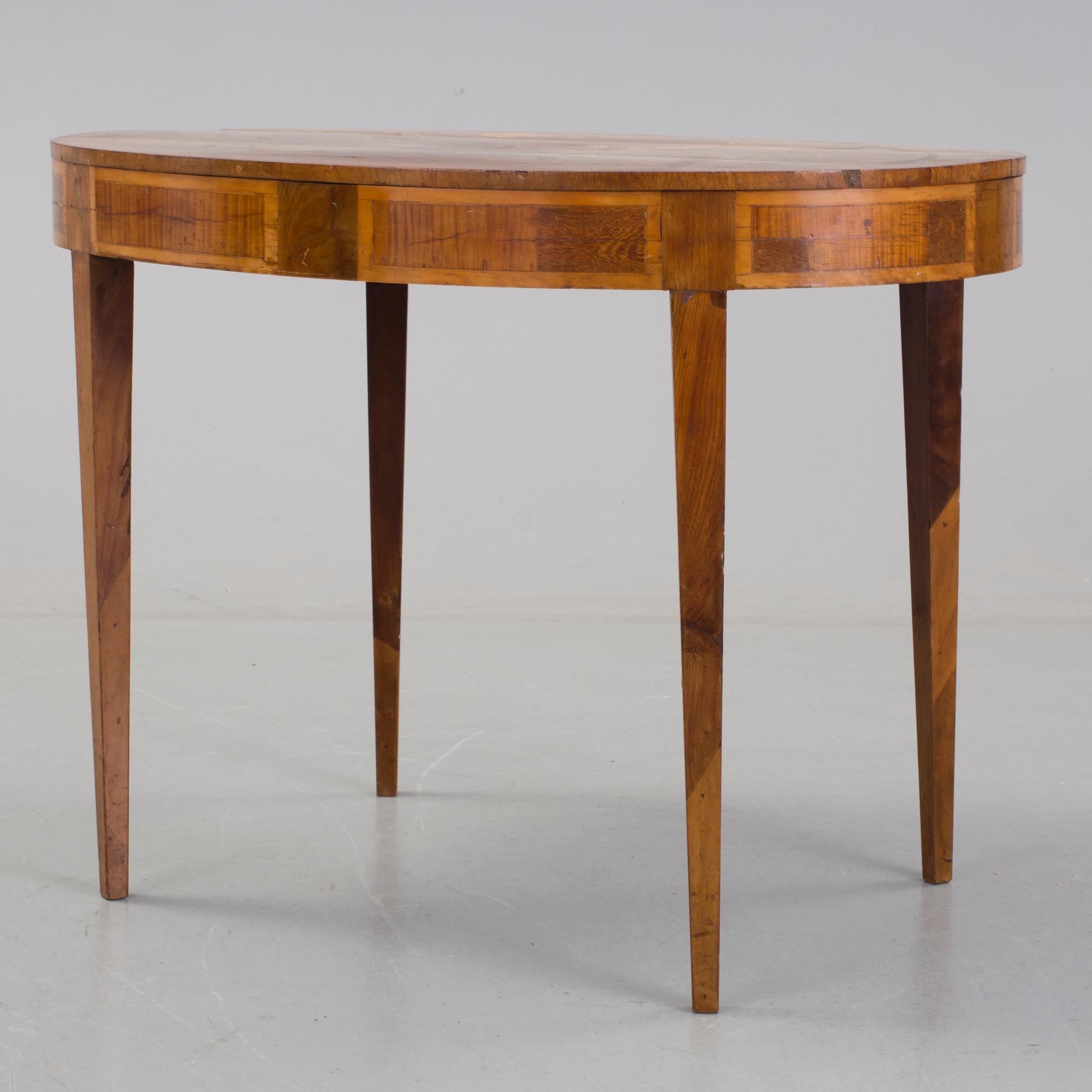 SALONGSBORD, gustaviansk stil, 1800-talets slut.