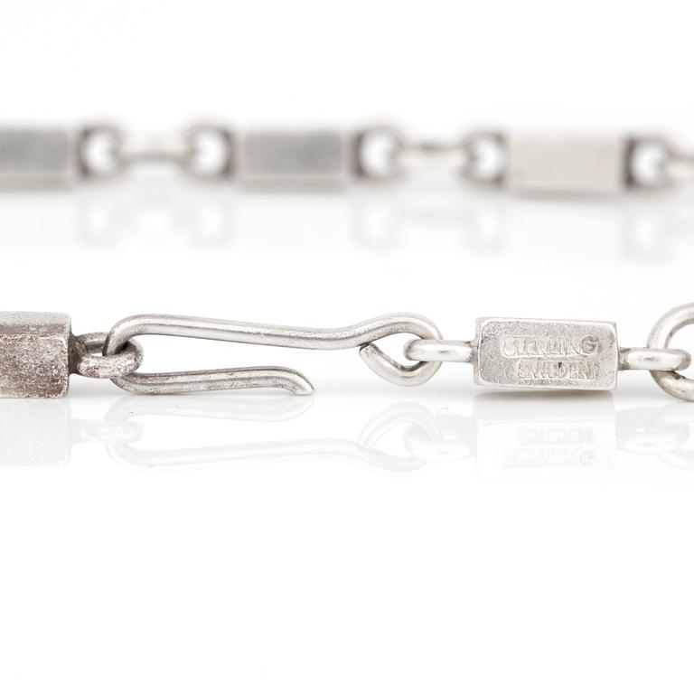 WIWEN NILSSON, Lund 1961, collier, sterlingsilver. Vikt ca 49,8 gram.
