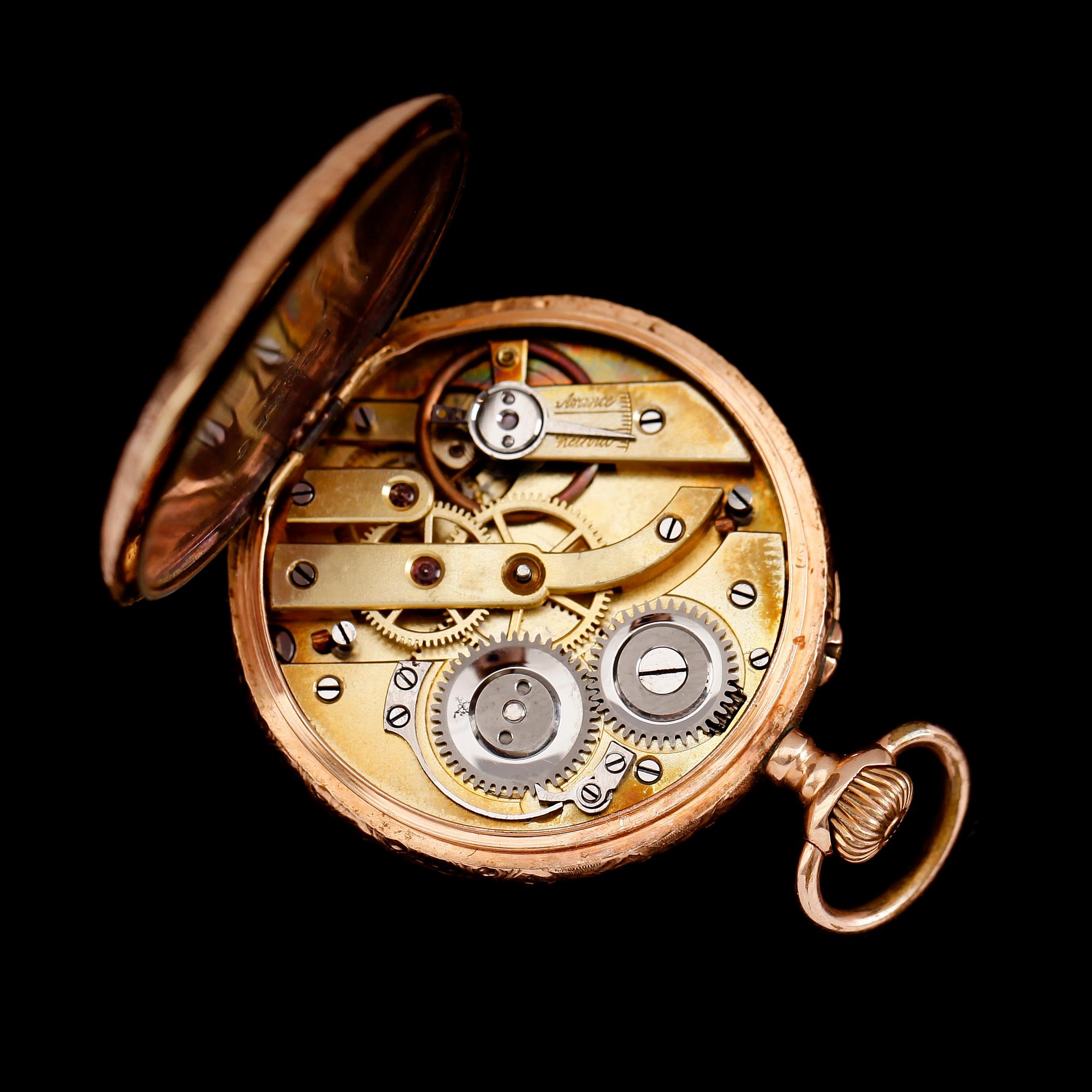 FICKUR, 14 k guld, omkring år 1900.
