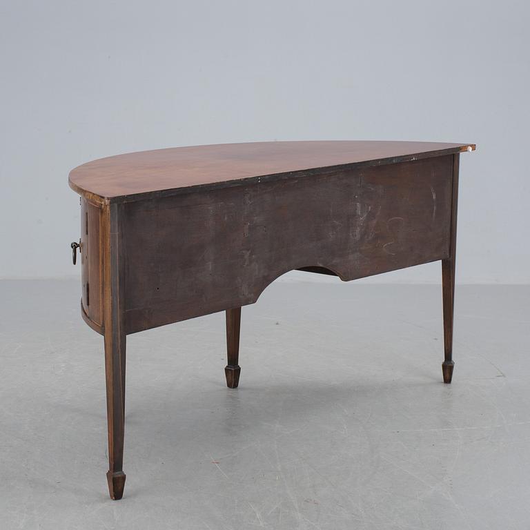 SIDEBOARD, England, sent 1800-tal - tidigt 1900-tal.