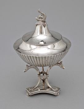 SKÅL PÅ FOT, silver, empir, Petter Adolf Sjöberg, 1814. Ca 517g.