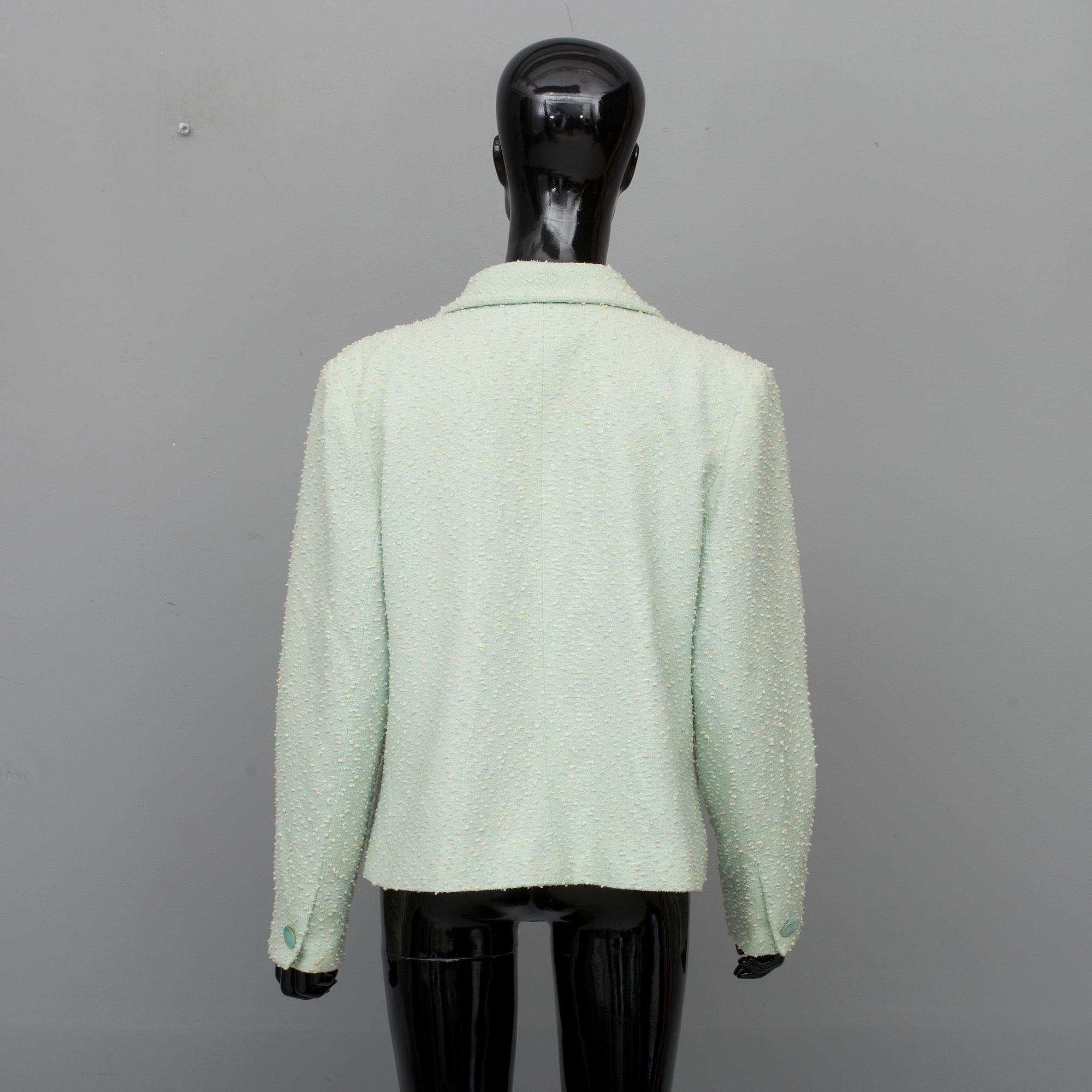 KAVAJ, Yves Saint Laurent.