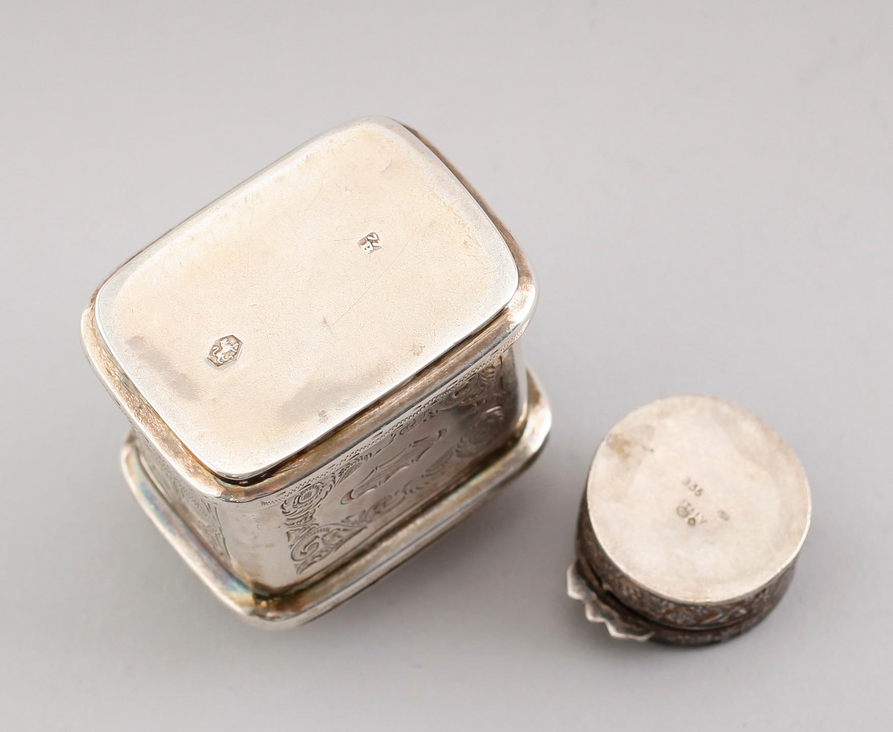 DOSOR, 2 st, silver, Italien och Nederländerna, 1800-/1900-tal. Vikt ca 43 gram.