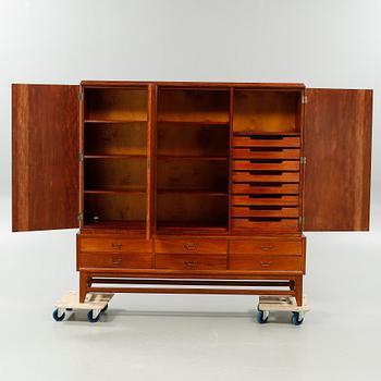 A drawer, model 794, designed by Adolf Relling at Rastad & Relling Tegnekontor in 1947.