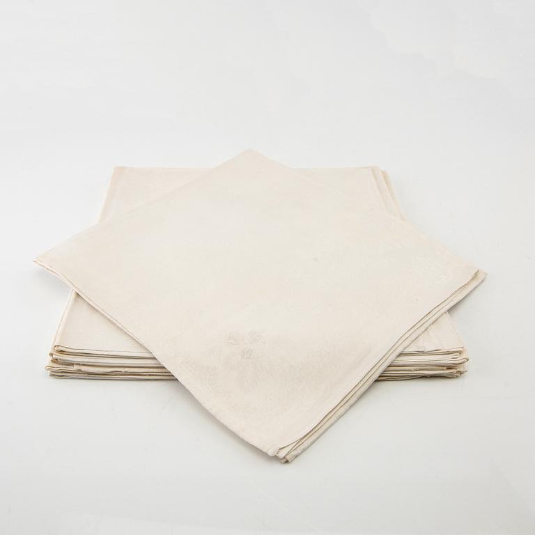 Napkins, 6 pieces, damask, circa 1900.