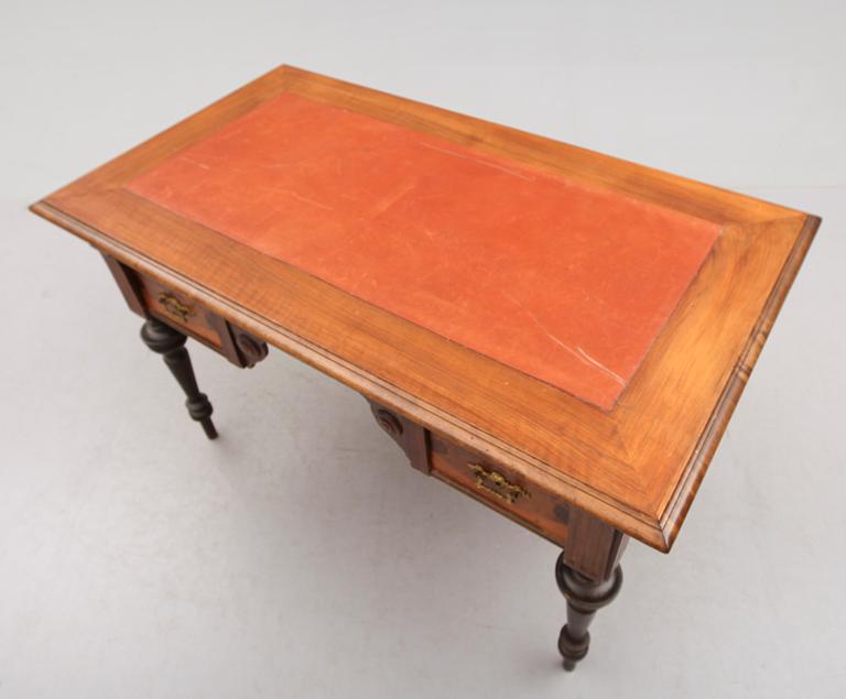 SKRIVBORD, sent 1800-tal.