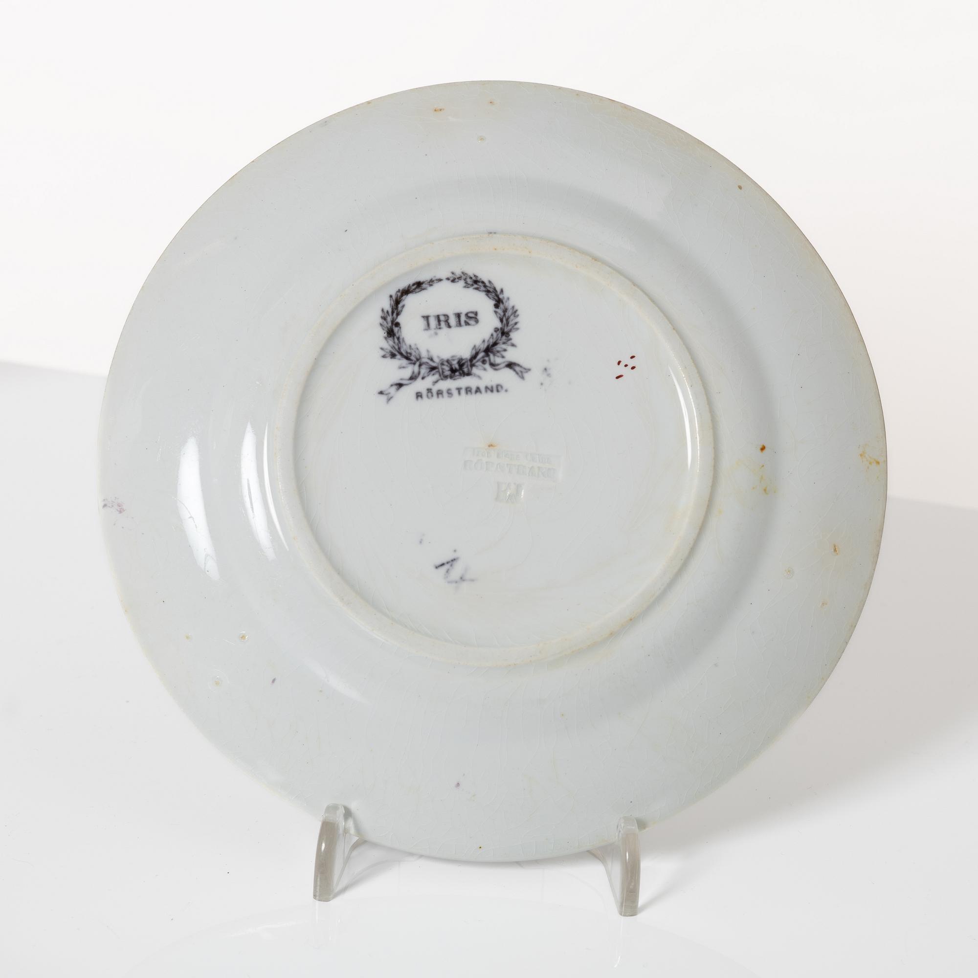 Dinner service, 100 pieces, creamware, "Iris", Rörstrand, second half of the 20th Century.