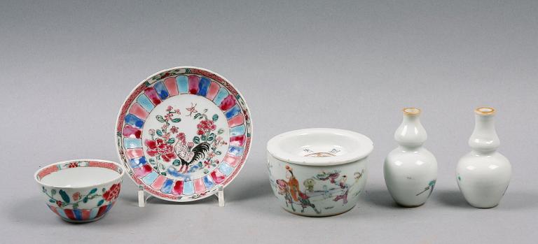 PARTI PORSLIN, 4 delar, 1800/1900-tal.
