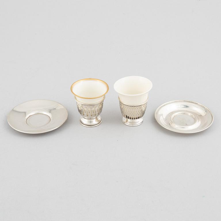 6+6 sterling silver cupholders with saucers and porcelain cups, including John Wanamaker, USA, early 20th century.
