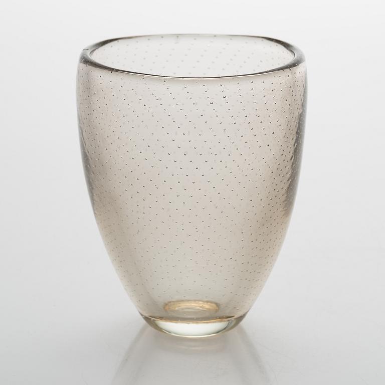 Gunnel Nyman, Glass vase, signed G. Nyman Notsjö 1947.