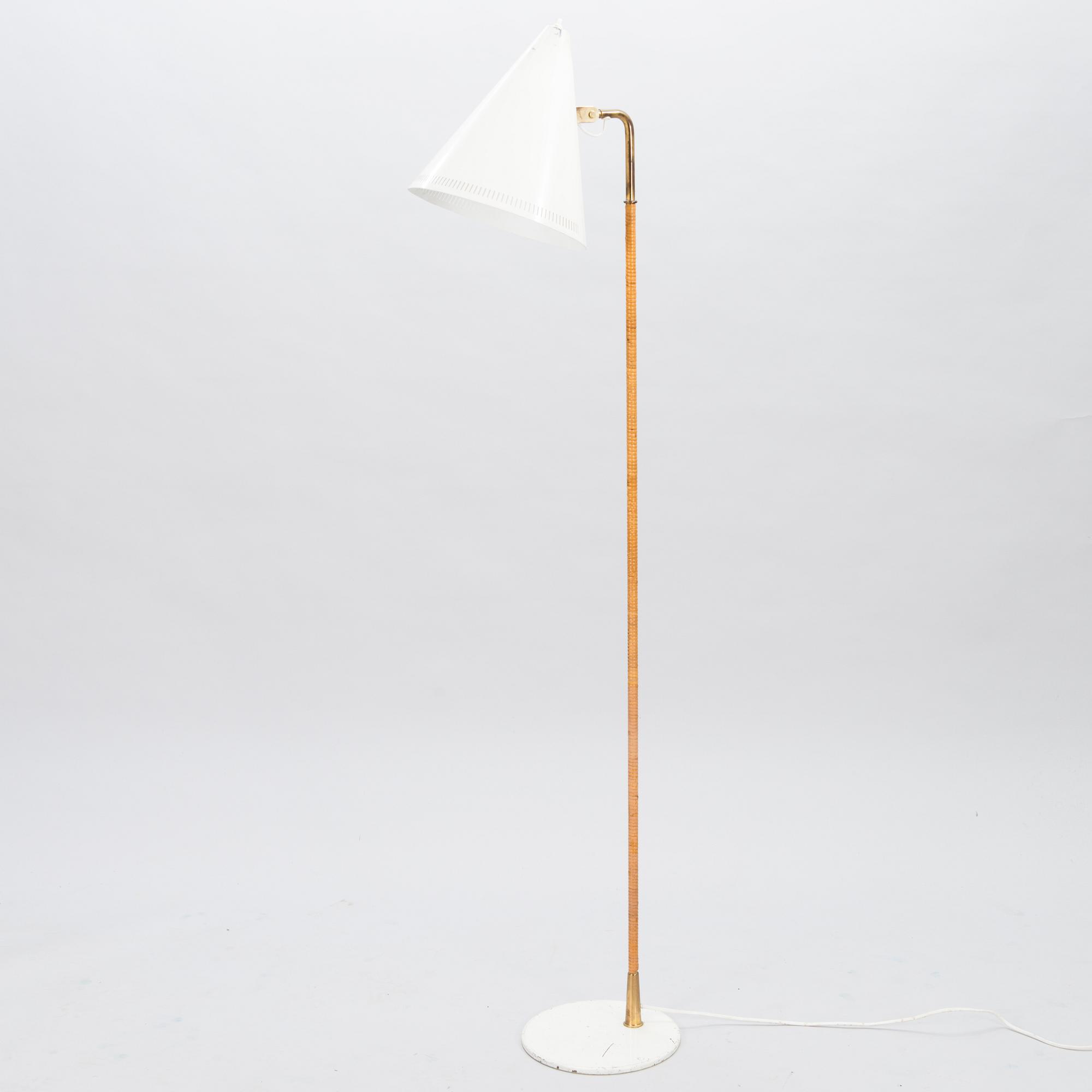 PAAVO TYNELL,GOLVLAMPA, modell K10-10, Idman, 1900-talets mitt.