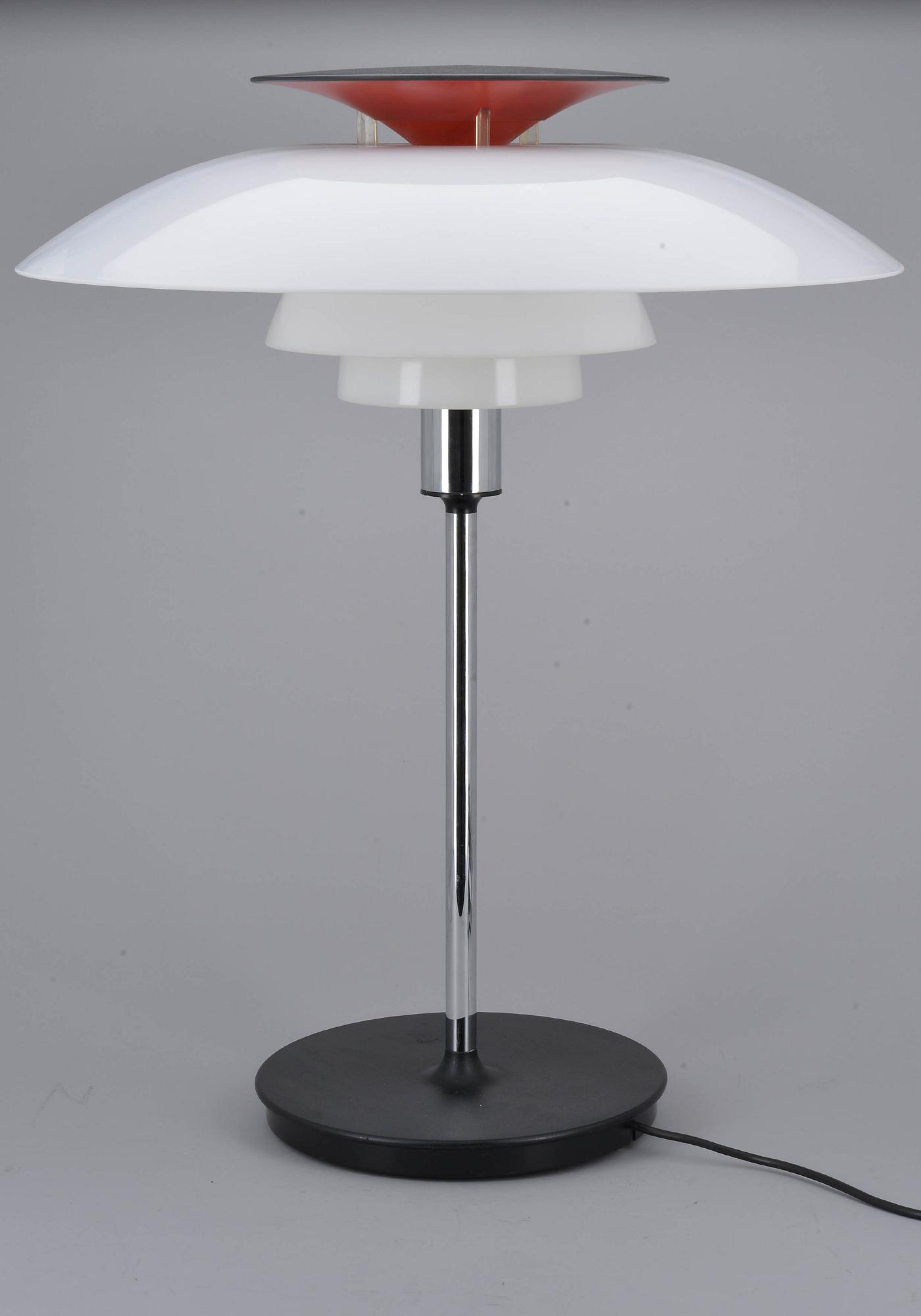 BORDSLAMPA, "PH-80", Poul Henningsen för Louis Poulsen.