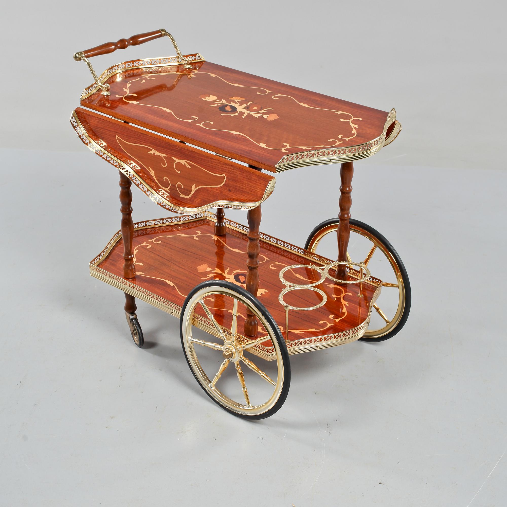 SERVERINGSVAGN, 1900-tal.