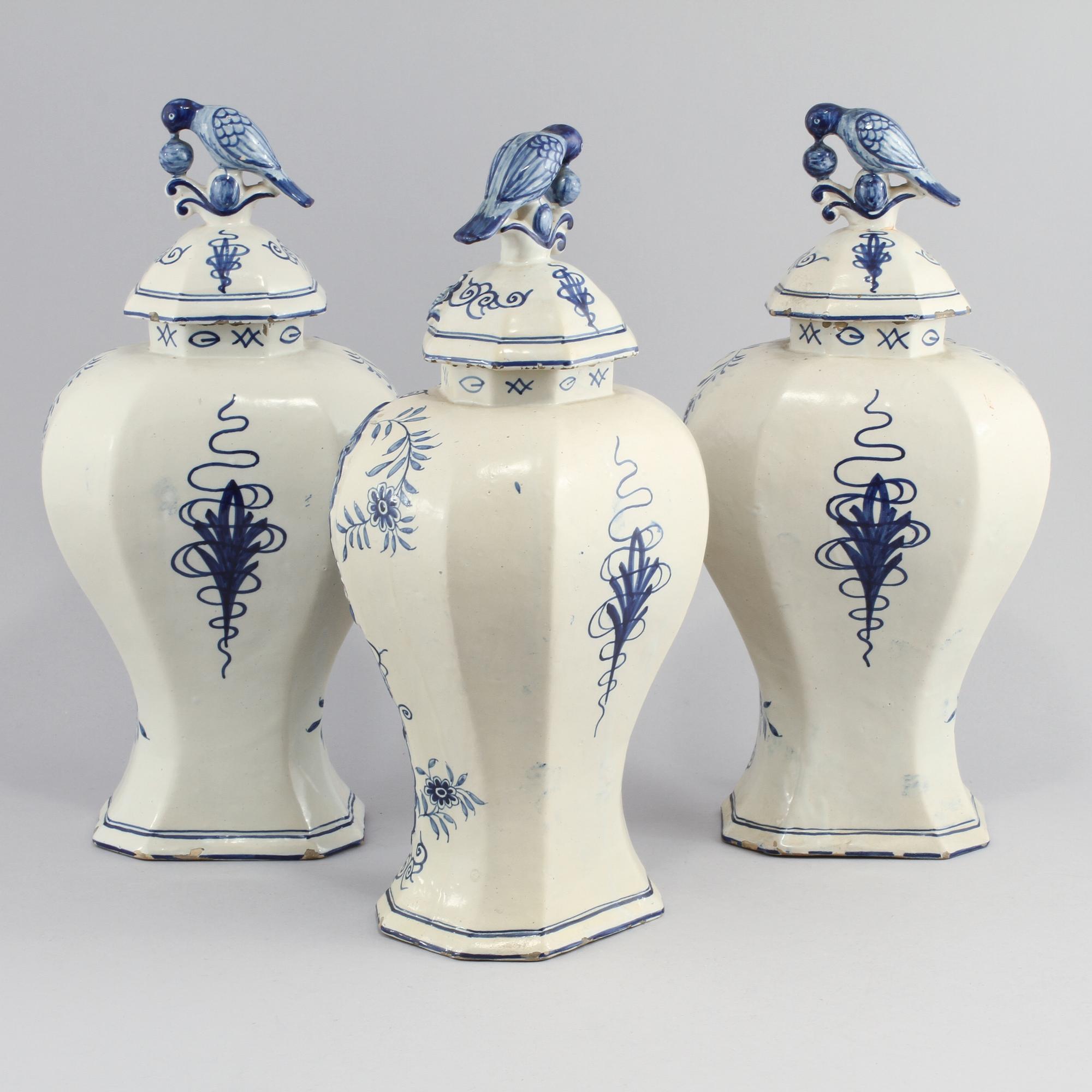 LOCKURNOR, 3 st, fajans, Holland, 1900-tal.