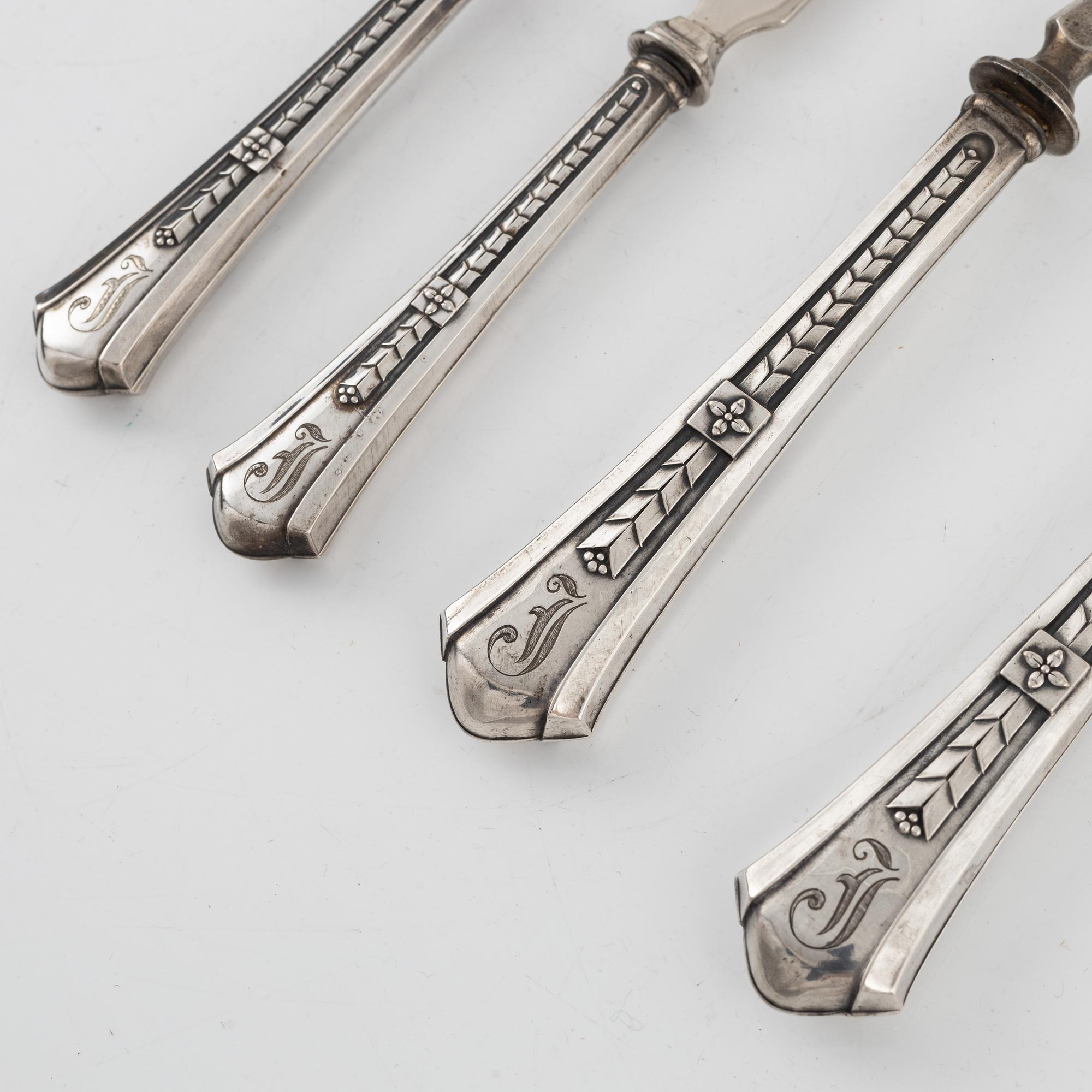 Fiskbestick i schatull, 26 delar, silver, WT Binder, Bremen, Tyskland omkring år 1900.