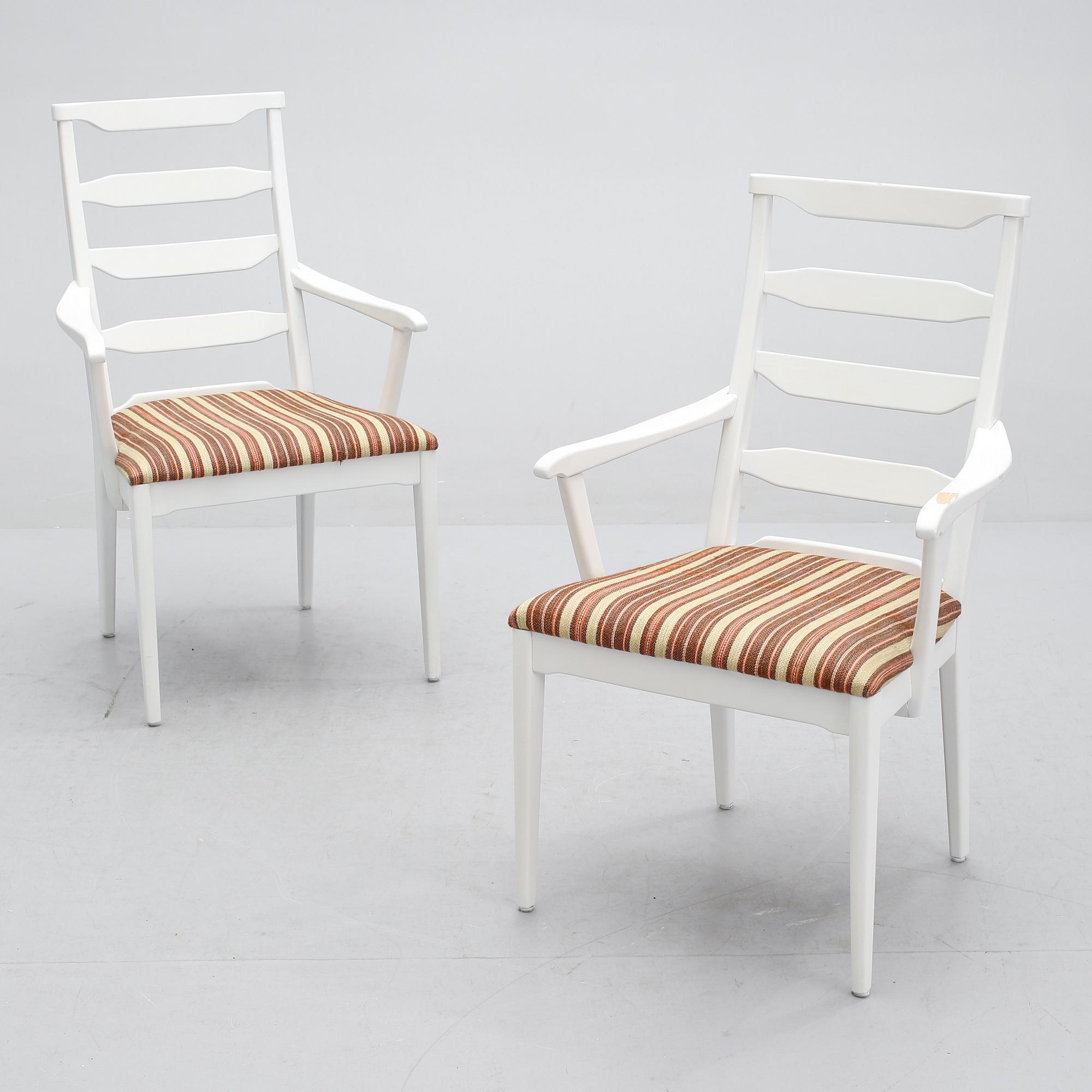 KARMSTOLAR, ett par, Vapensmeden, Carl Malmsten, 1900-talets andra hälft.