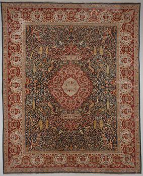 MATTA, antik orientalisk, ca 422x345 cm.