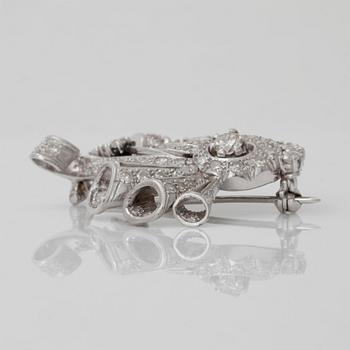 BROSCH med åttkants- samt briljantslipade diamanter totalt ca 3.20 ct.