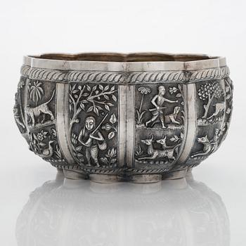 Skål, silver, Indien, kring 1900/ 1900-talets första hälft.