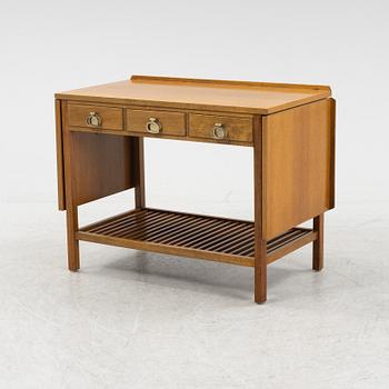 Serveringsbord med klaffar, Sannolikt Kerstin Hörlin-Holmquist, Triva-serien. 1960-tal.