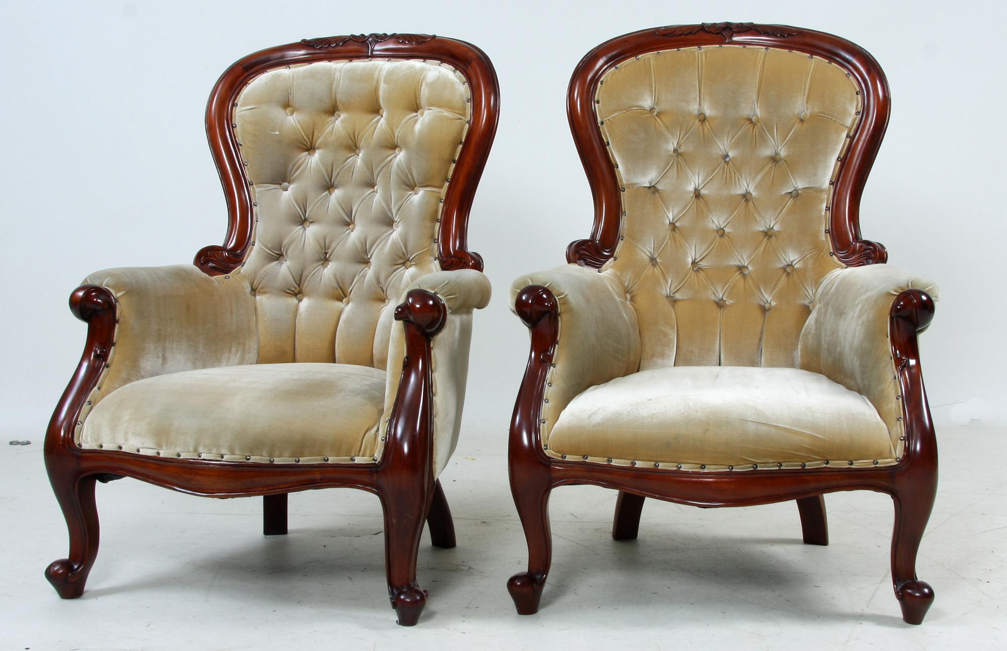 FÅTÖLJER, ett par, nyrokokostil, 1900-tal.