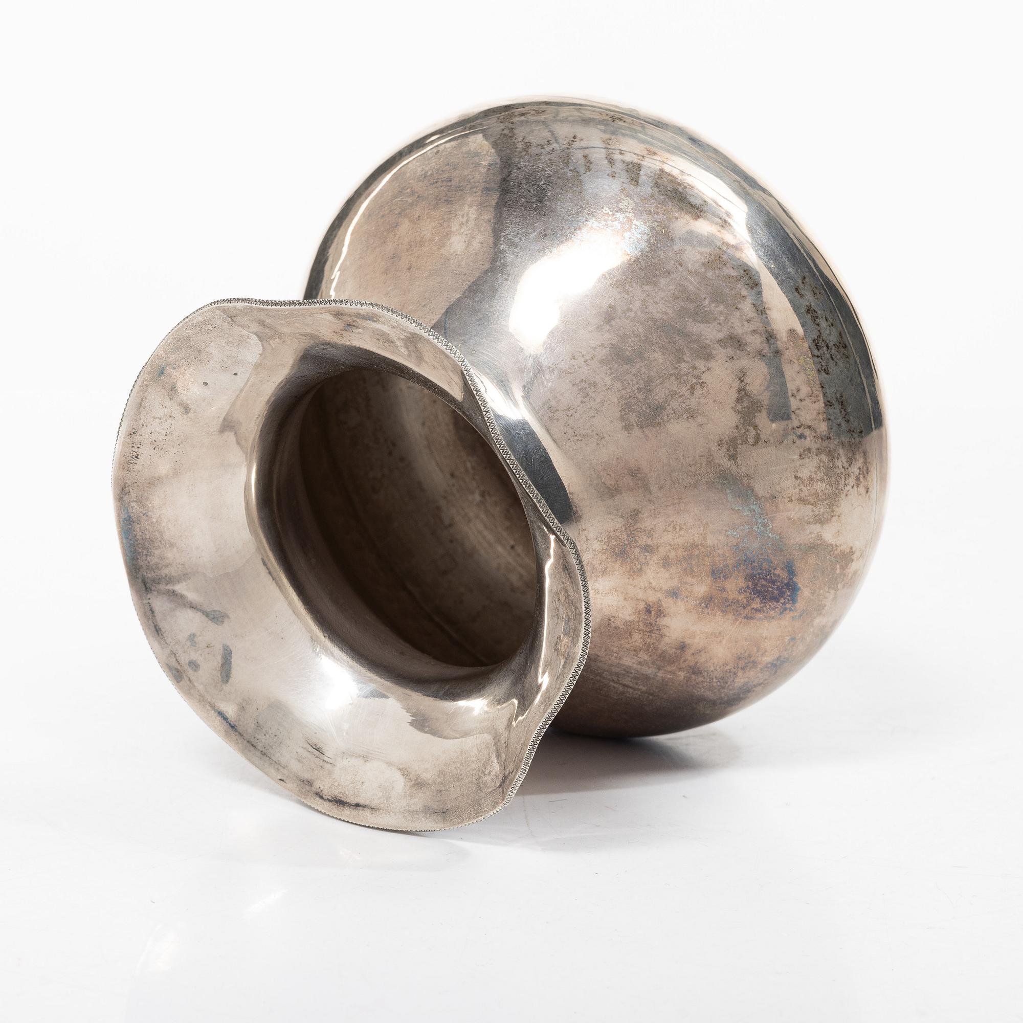 Vase, silver, 20th century.