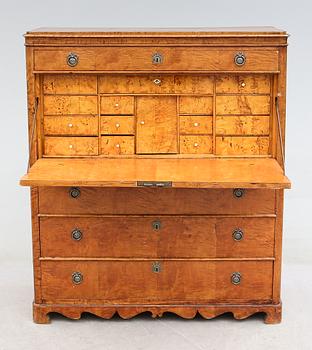 CHIFFONJÉ, 1800-talets mitt.