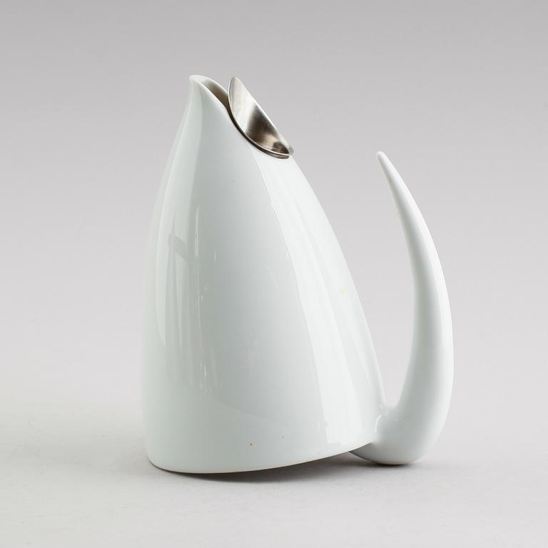 TEKANNA, "Ti-Tang" OCH VATTENKOKARE, "Hot Bertaa", metall och porslin, Philippe Starck, Alessi, 1900-talets andra hälft.