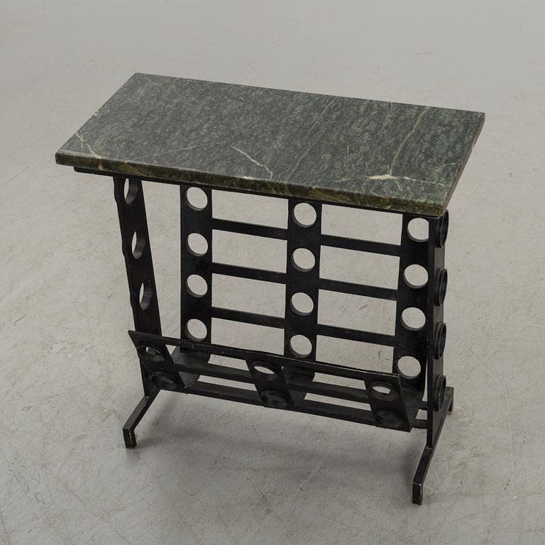 A SMALL SIDE TABLE WITH MAGAZINE RACK, second half of 20th century.