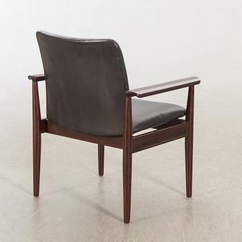 Finn Juhl, karmstol "Diplomat", France & Son, Danmark. Formgiven 1961.