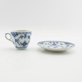 Service "Musselmalet" 13 dl Royal Copenhagen Denmark porcelain.