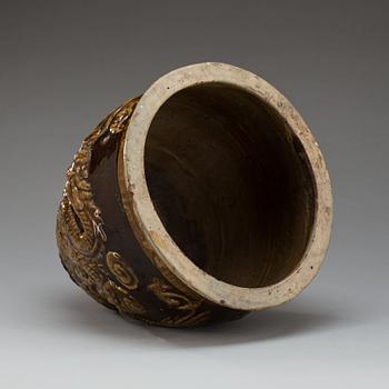 URNA, lergods, Kina, 1900-tal.