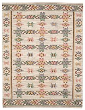 CARPET. "Vit botten". Flat weave (rölakan). 333 x 252 cm. Signed MMF.