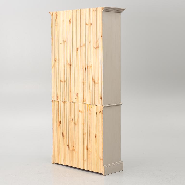 A contemporary display cabinet.