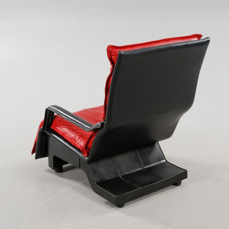An easy chair, model Cobra, designed by Giuseppe Zani for Zani, Collezione Poltrone in Italy, late 20th century.