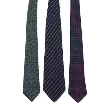 545. A set of ties by Yves Saint Laurent.